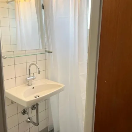 One Bedroom In Valby, Langagervej 66, Apartman
